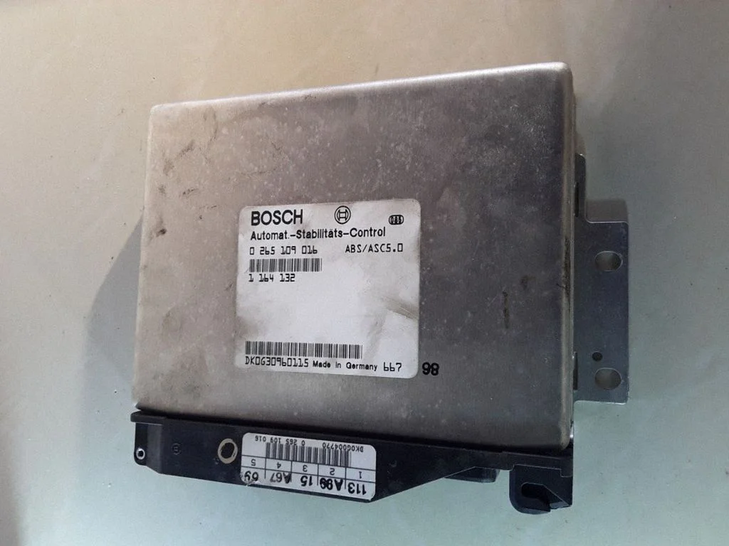 ABS-juhtplokk – BMW 5-seeria E39 (1996-2003)