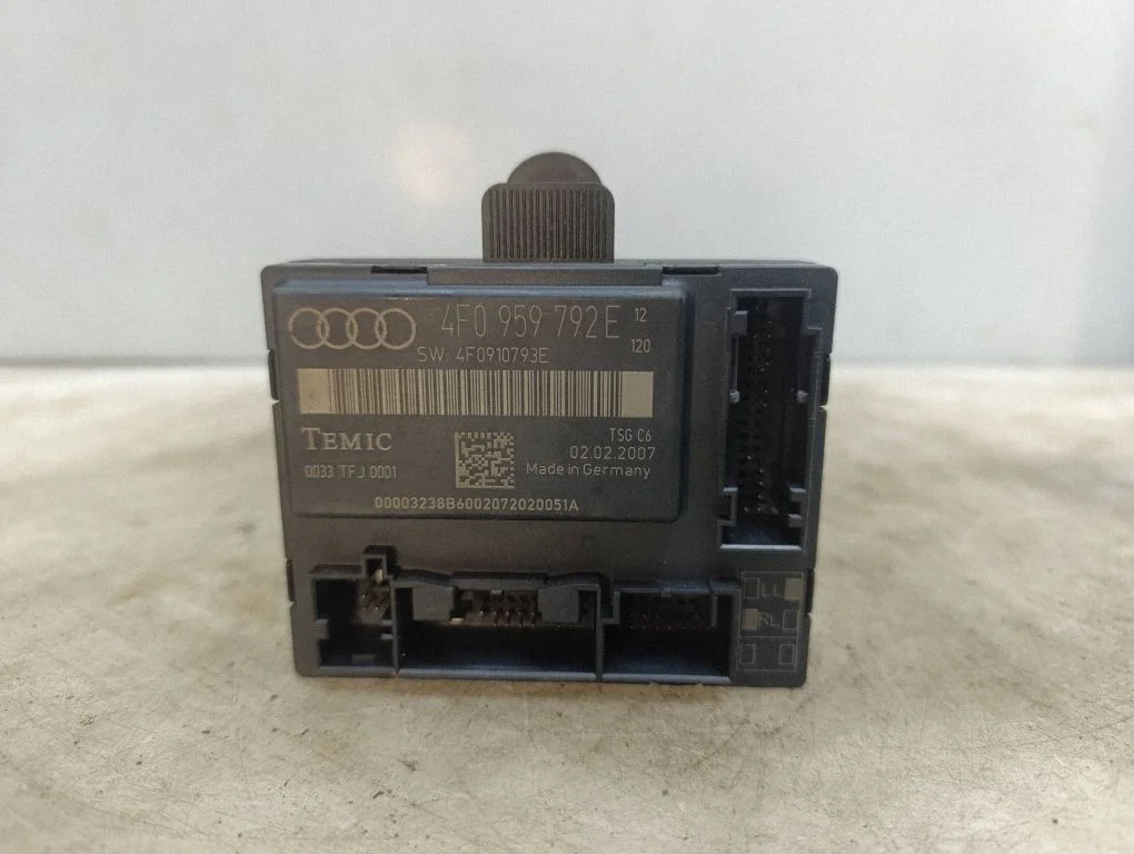 Door control unit/module 4F0959792E