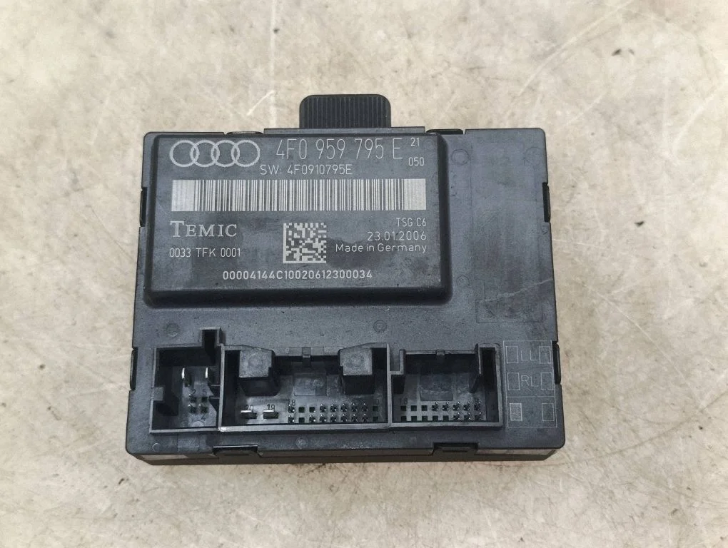Door control unit/module 4F0959795E