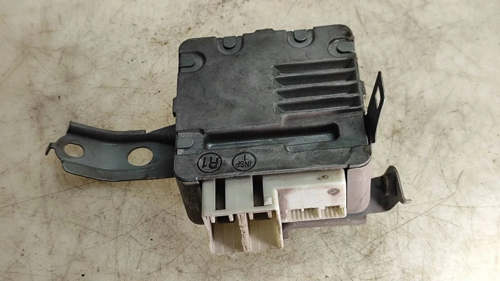 Power steering control unit/module – Toyota Avensis T250 (2003-2006)