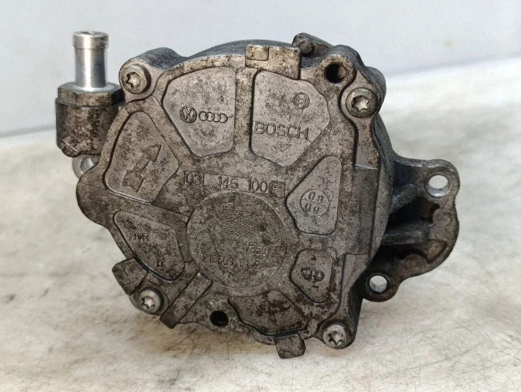 Vacuum pump 03L145100
