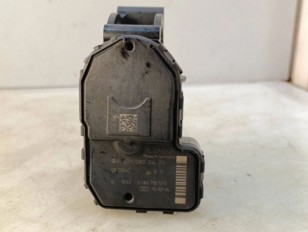 Throttle valve – Mercedes-Benz E-Class W212 (2009-2016)
