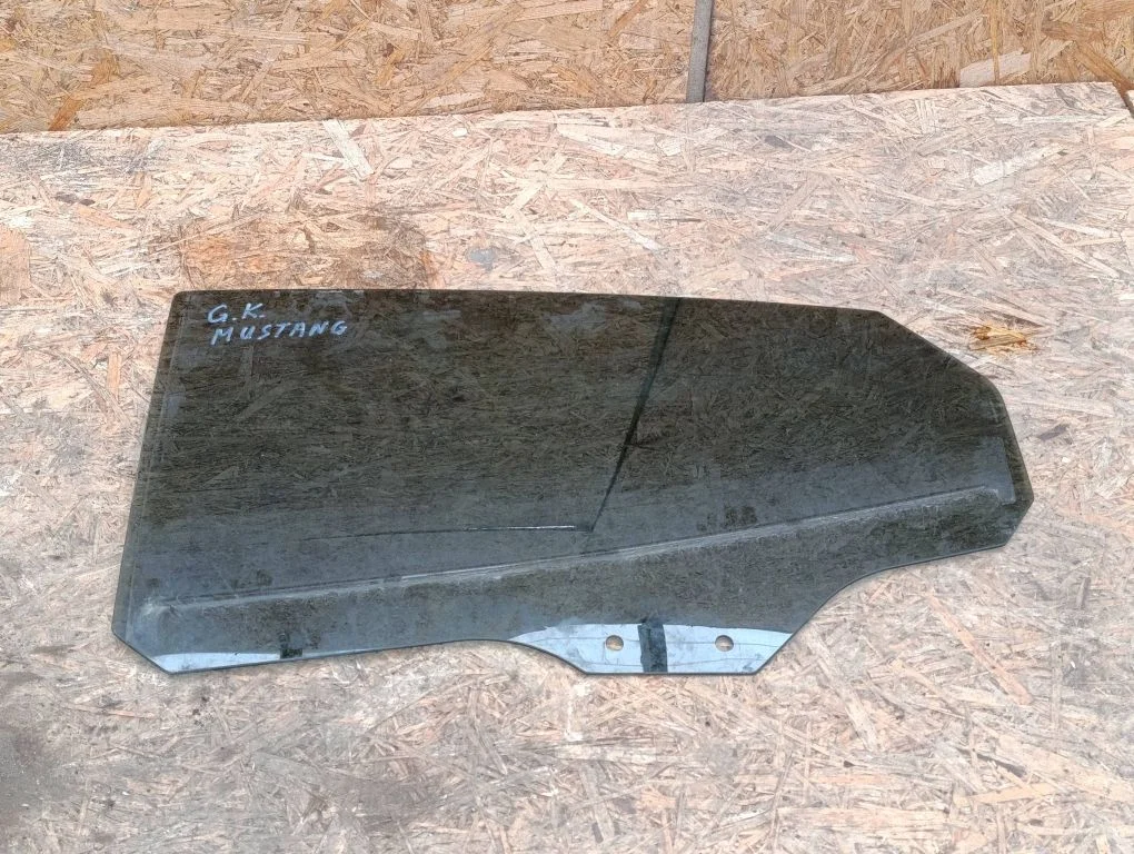 Tagaukse põhiklaas LJ8BR25713AC