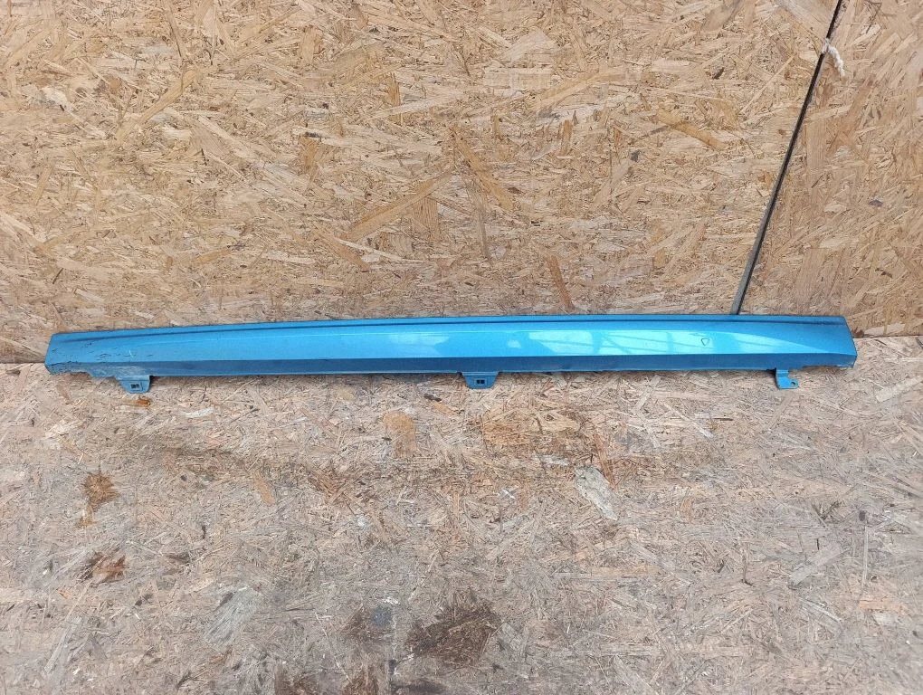 Sill 12E853859A