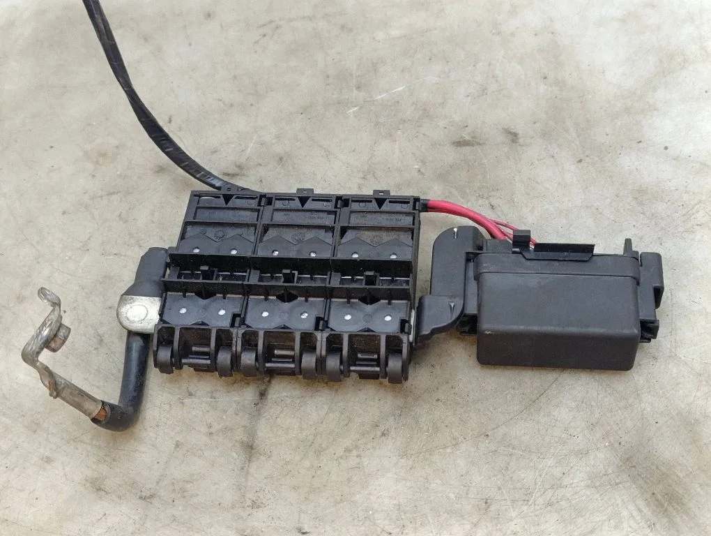 Positive wiring loom – Skoda Roomster (5J) (2006-2015)