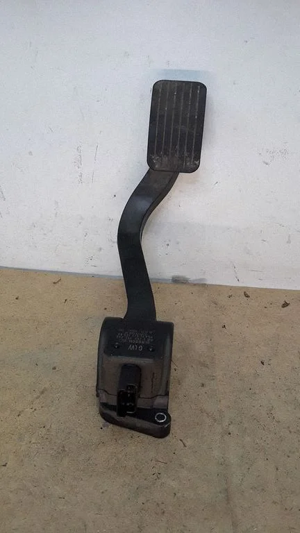 Accelerator throttle pedal bracket – Citroen C4 I (2004-2010)