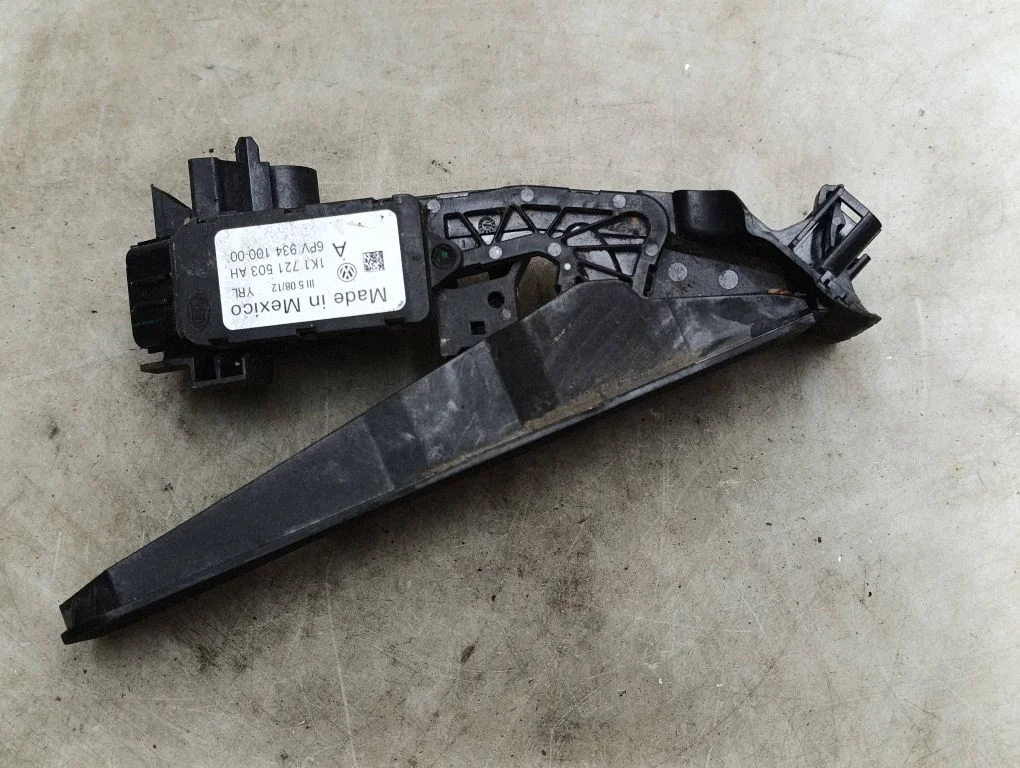Accelerator throttle pedal 1K1721503AH