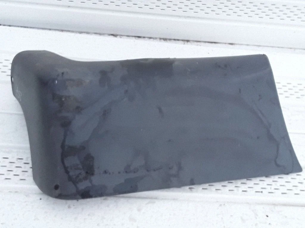 Rear bumper corner part panel trim – Ford Transit (2000-2006)