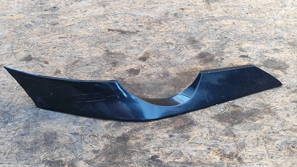 Under headlight/headlamp trim – SsangYong Actyon sports I (2005-2012)