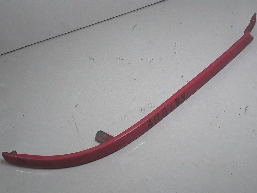Under headlight/headlamp trim