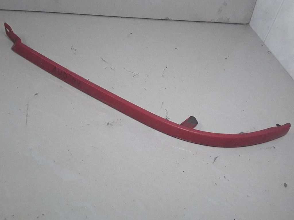 Under headlight/headlamp trim