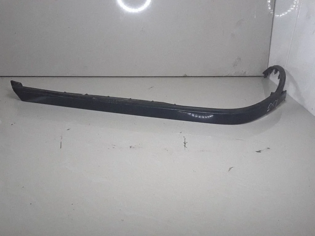 Under headlight/headlamp trim – Mercedes-Benz C-Class AMG W202 (1993-2000)