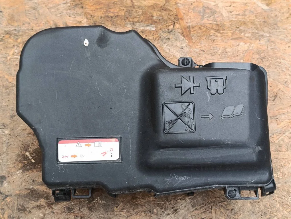 Fuse box set – Peugeot 508 II (2018-)