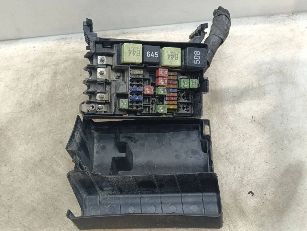 Fuse box set – Volkswagen Jetta VI (2011-2018)