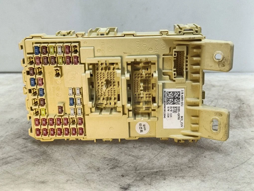 Fuse box set – Hyundai Bayon (2021-)