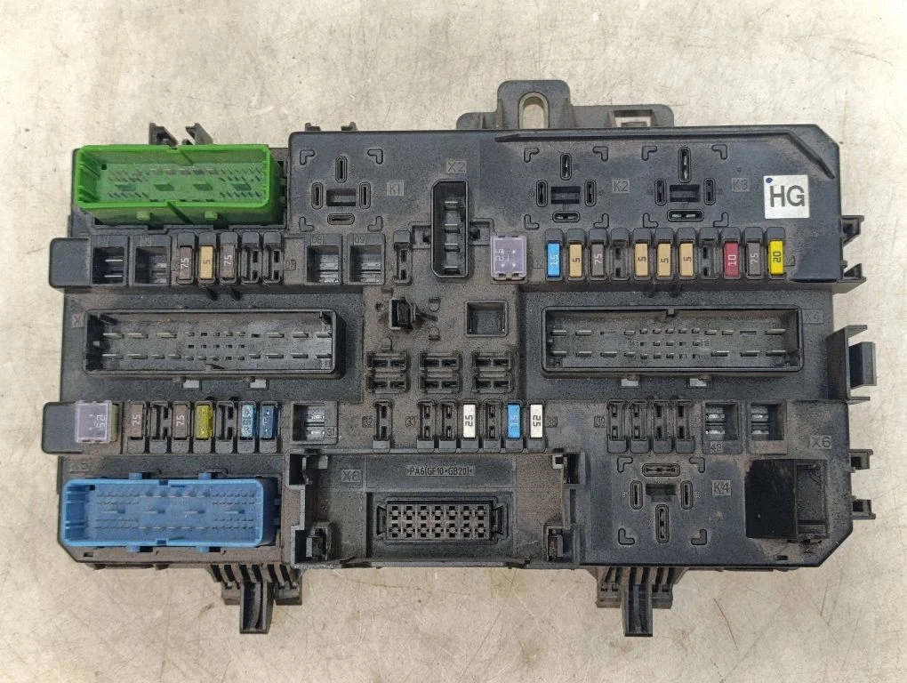 Kaitsmeplokk – Opel Zafira B (2005-2014)