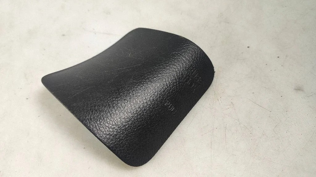 Fuse box cover – Mazda 6 (2008-2013)