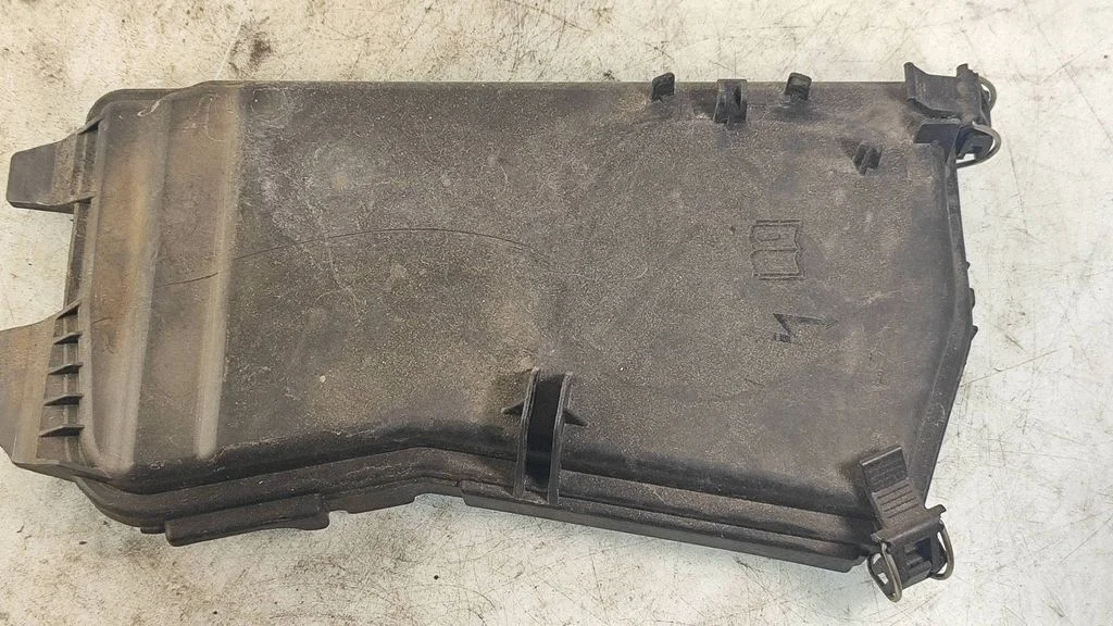 Fuse box cover – Mercedes-Benz E-Class W212 (2009-2016)