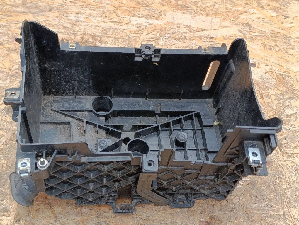 Aku kast – Renault Scenic III - Grand scenic III (2009-2016)
