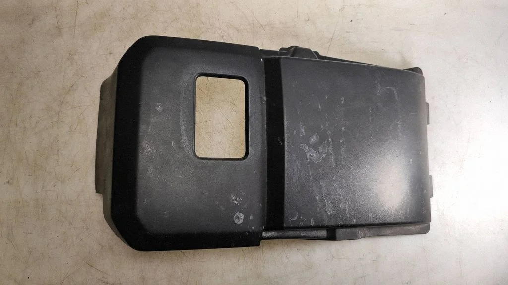 Battery box tray cover/lid – Volvo V50 (2004-2007)