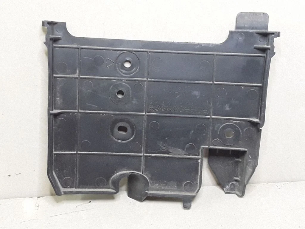 Battery tray heat shield – Mazda 3 I (2007-2008)