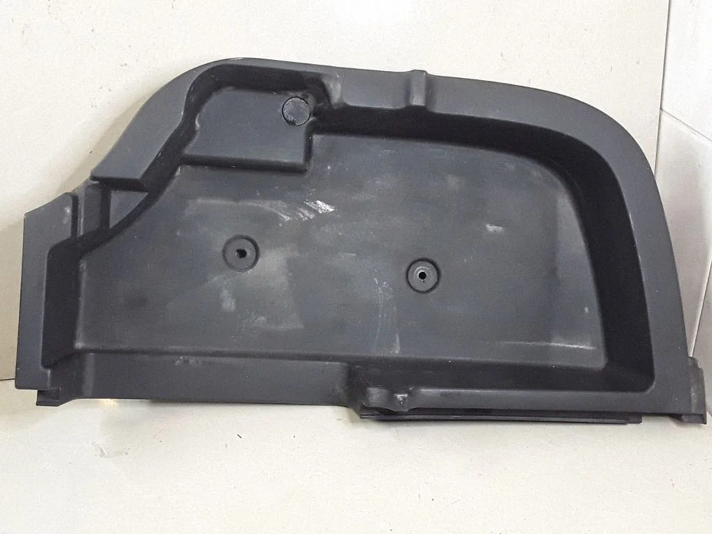 Pagasiruumi panipaik – Toyota Avensis T250 (2006-2009)
