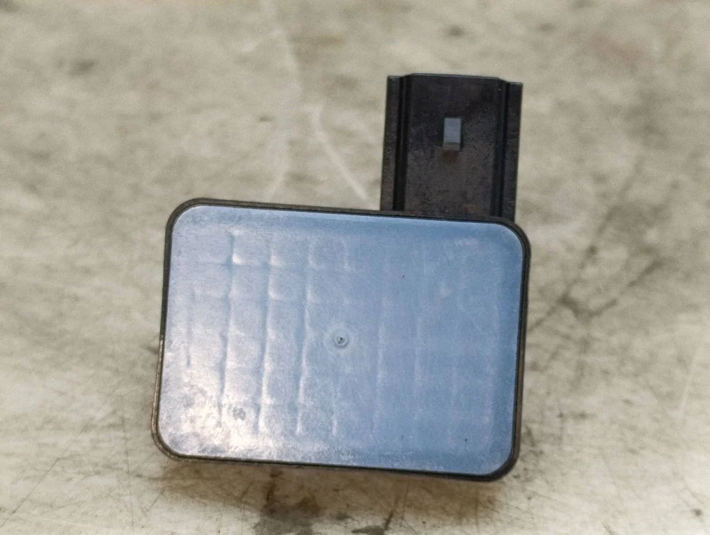 Wzmacniacz antenowy MU5T14G618AD