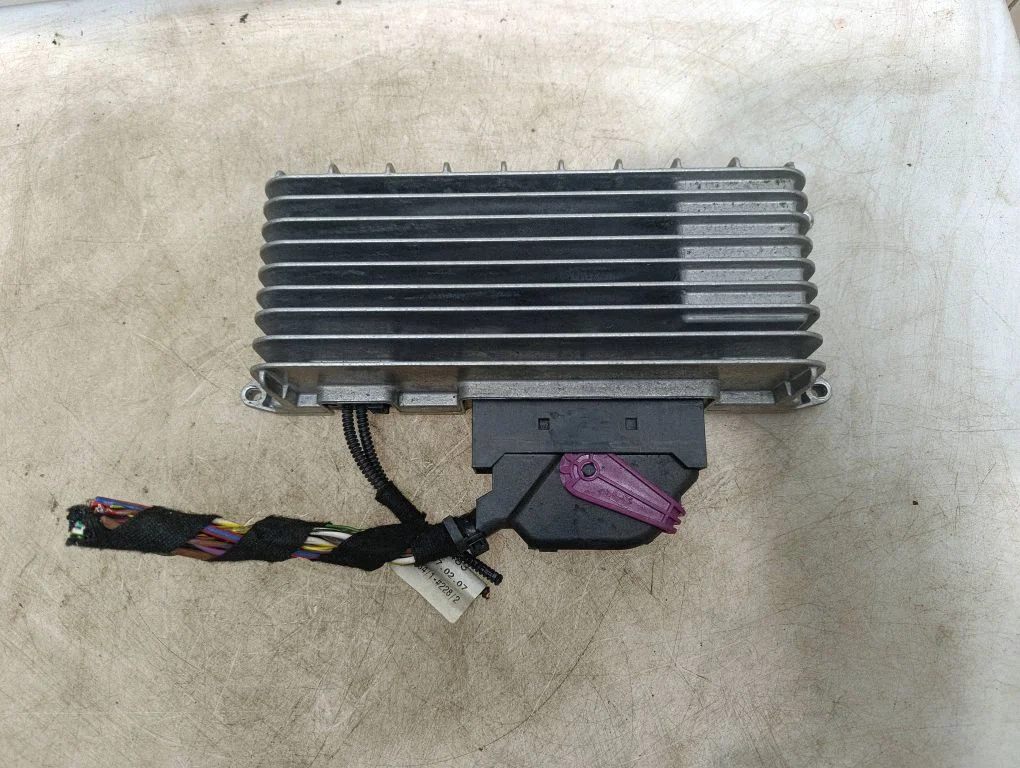 Sound amplifier – Audi A6 Allroad C6 (2006-2011)