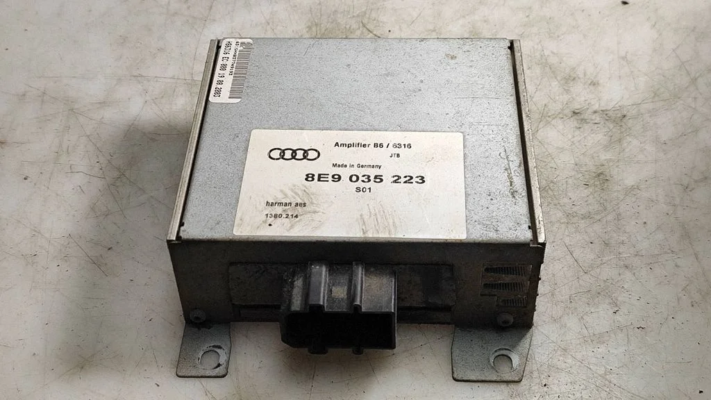 Sound amplifier – Audi A4 S4 B6 8E 8H (2001-2005)