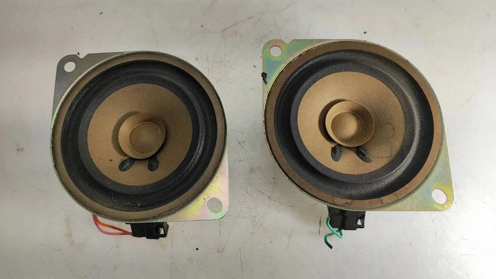 Panel speaker