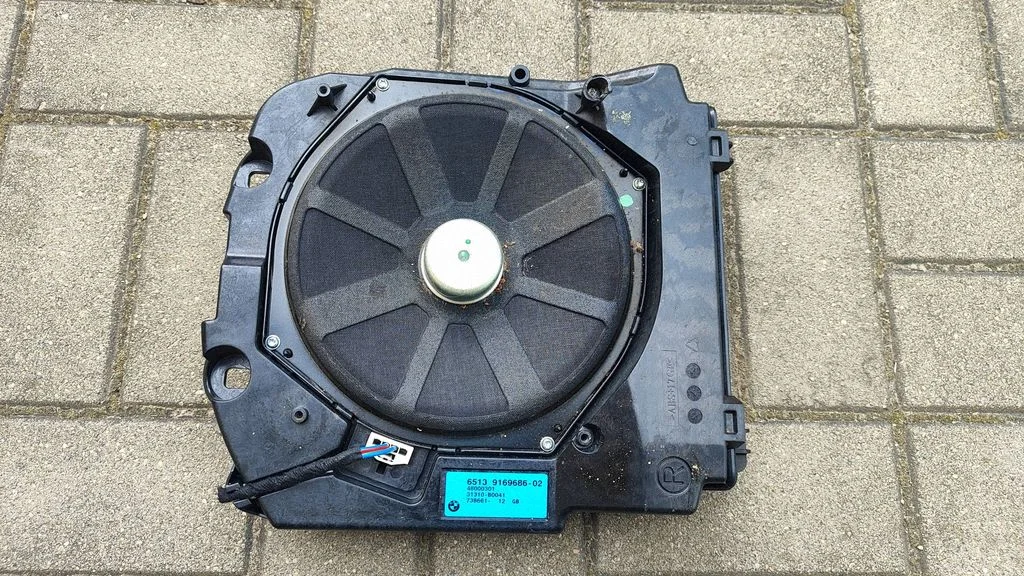 Subwoofer speaker – BMW 5 Series F10 F11 (2009-2016)