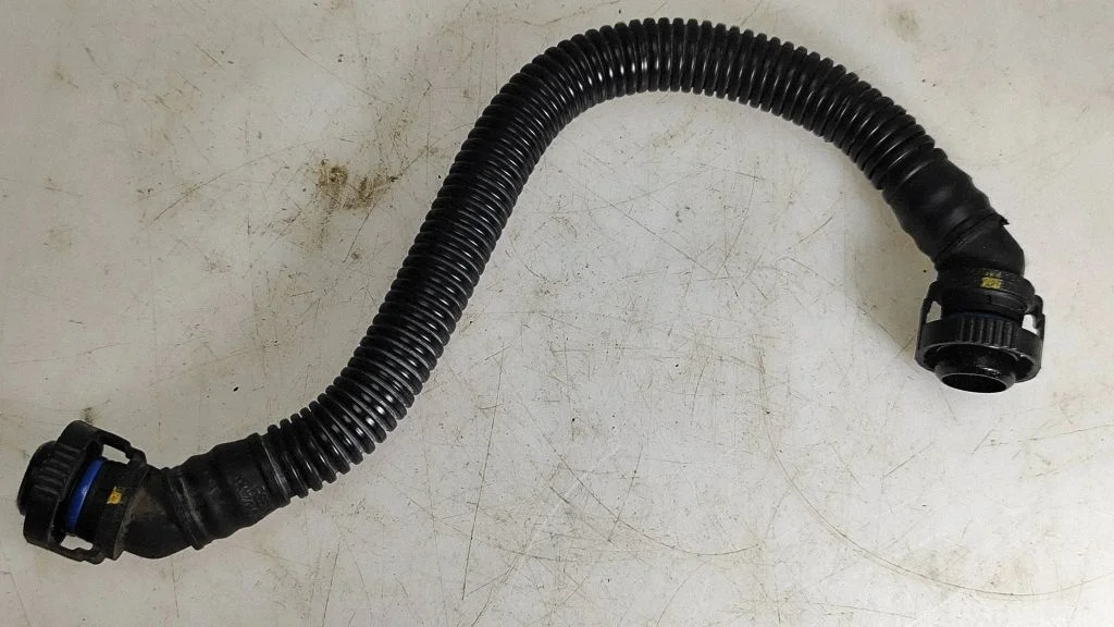 Breather/breather pipe/hose – Volkswagen Passat CC (2008-2016)