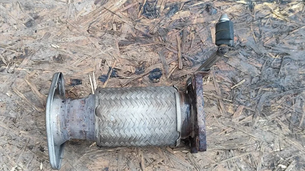 Exhaust flexible connection – Honda Civic (2006-2011)