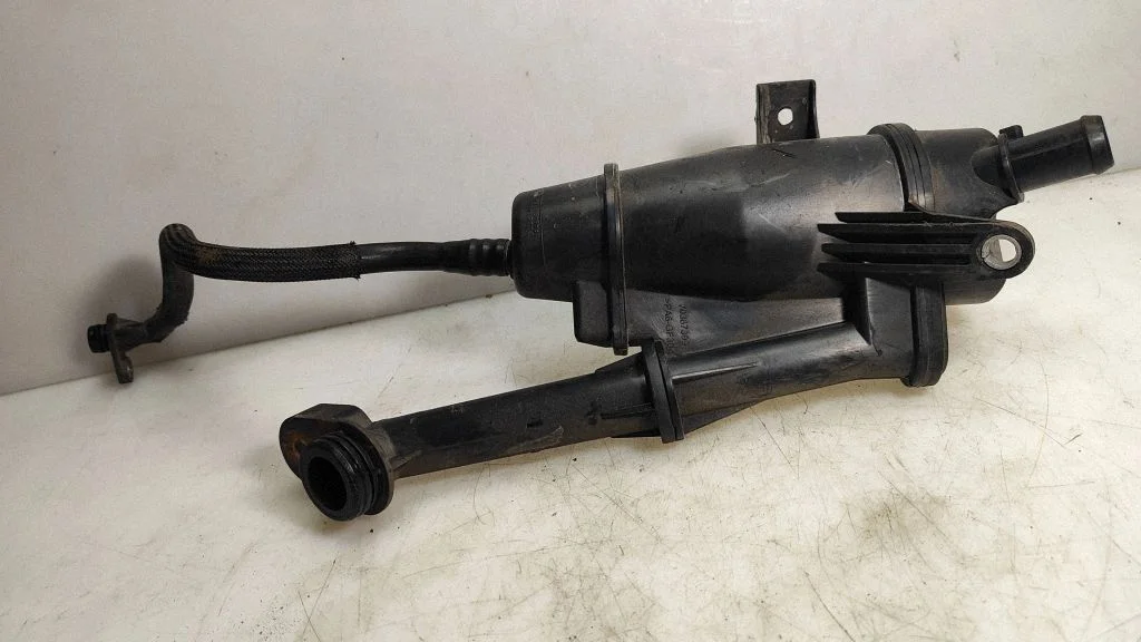 Separator oleju (odma) – Opel Insignia A (2008-2017)