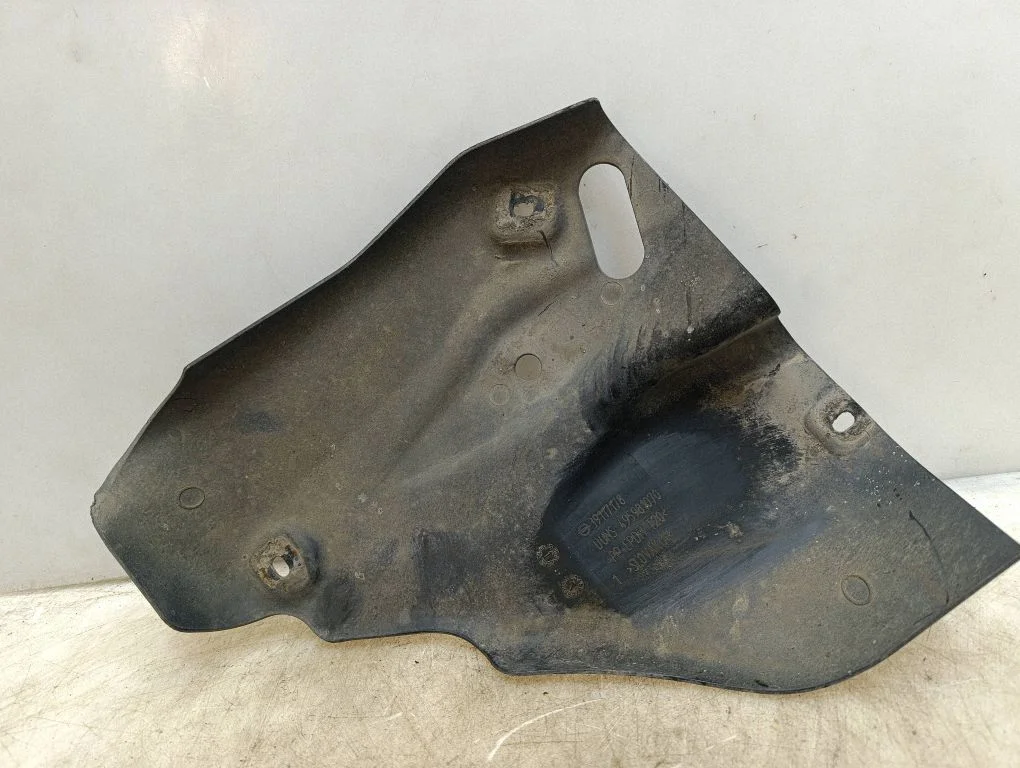 Tagavedrustuse põhjakaitse – Opel Astra K (2015-2021)