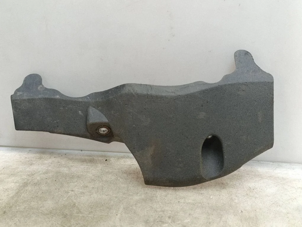 Tagavedrustuse põhjakaitse – Toyota Avensis T270 (2009-2012)