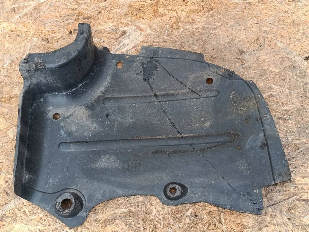 Tagavedrustuse põhjakaitse – Seat Exeo (3R) (2008-2013)
