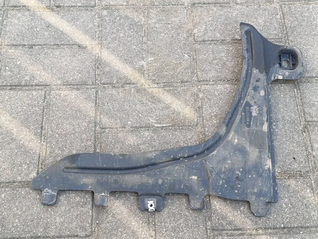 Tagavedrustuse põhjakaitse – Audi A3 8Y (2020-)