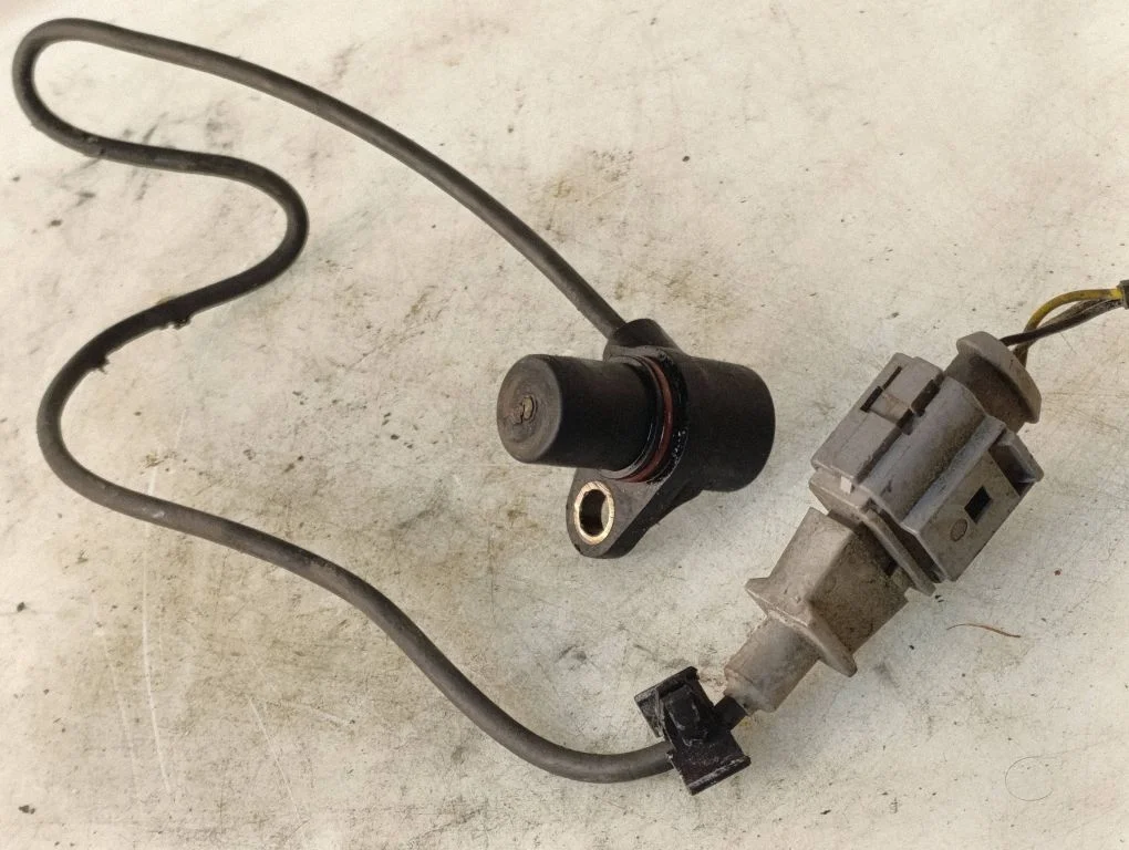 Crankshaft position sensor – Volkswagen Golf IV (1998-2005)