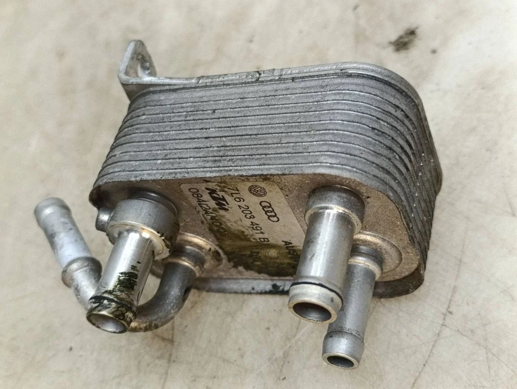 Fuel cooler (radiator) – Volkswagen Touareg I (2002-2010)