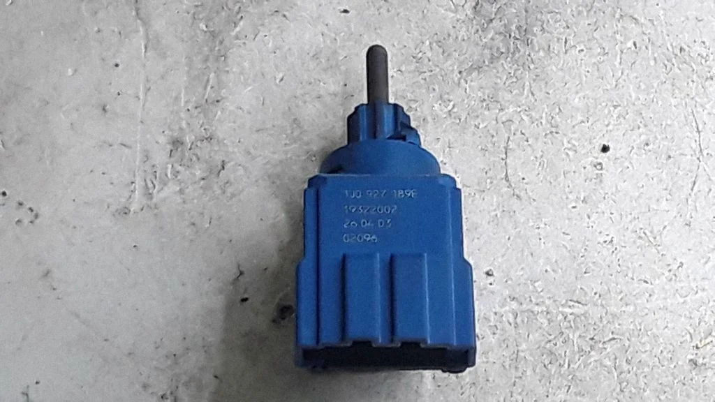 Siduripedaali andur – Volkswagen Passat B5.5 (2001-2005)