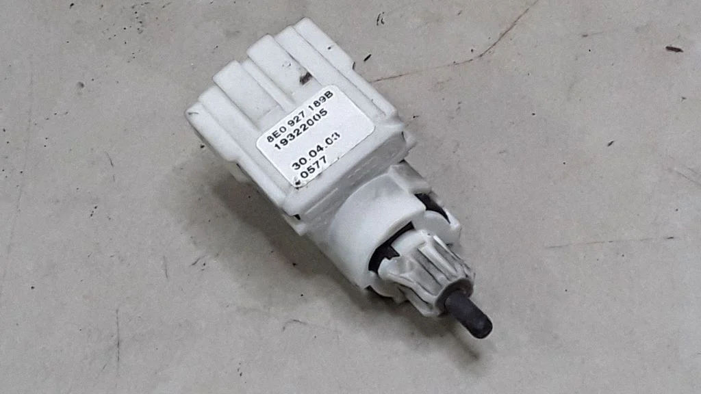 Siduripedaali andur – Audi A4 S4 B6 8E 8H (2001-2005)