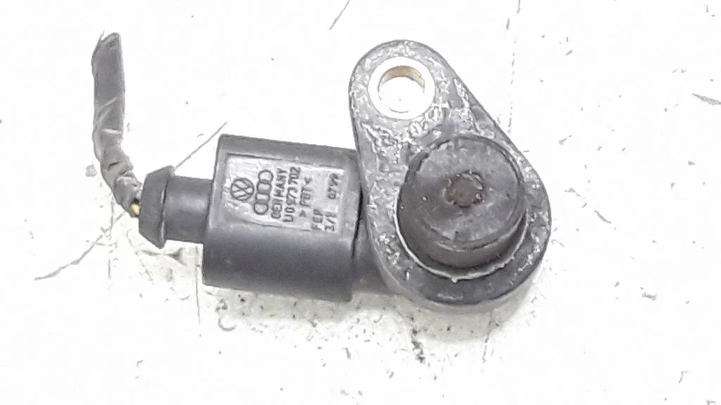 Crankshaft position sensor – Skoda Fabia Mk1 (6Y) (1999-2007)