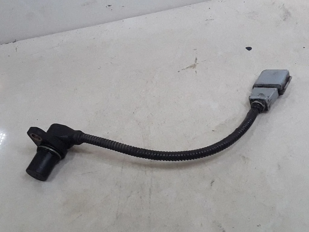 Crankshaft position sensor – Volkswagen Passat B5.5 (2001-2005)