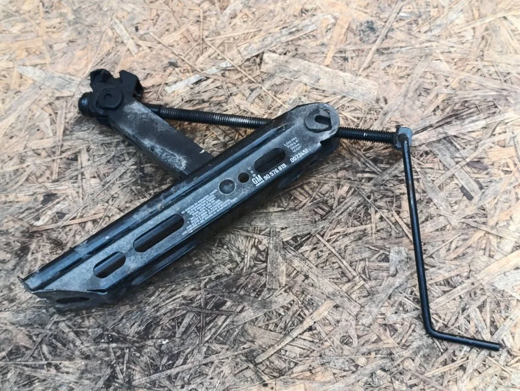 Lift Jack – Opel Astra G (1998-2009)