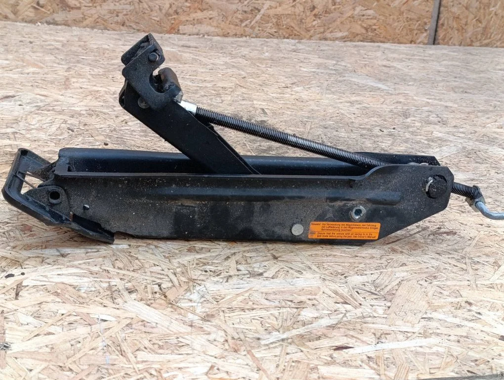 Lift Jack – Volkswagen Touareg I (2002-2010)