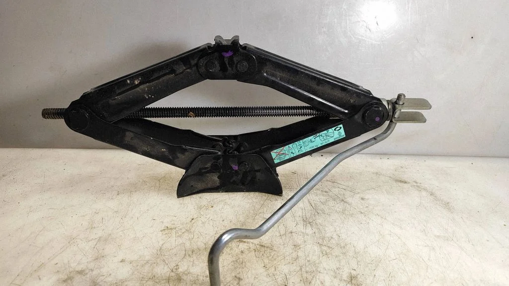 Lift Jack – Dacia Sandero III (2020-)