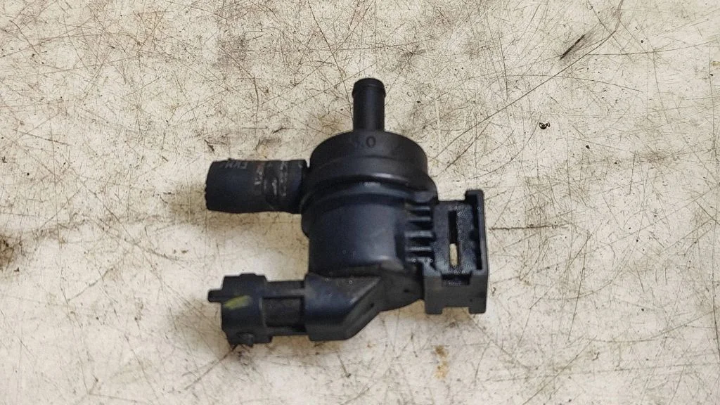 Electromagnetic valve