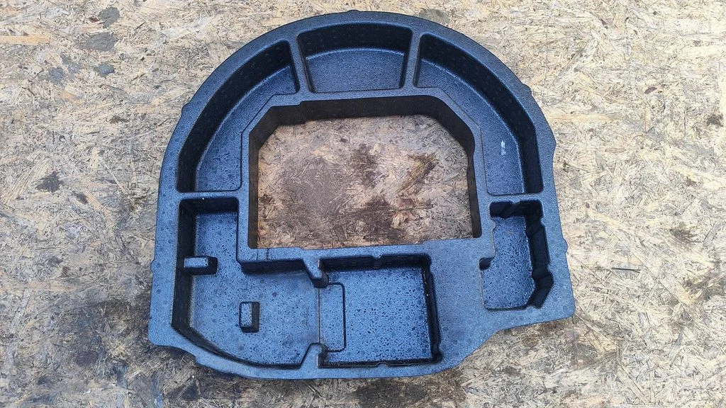 Tool box – Audi A1 (2010-2018)