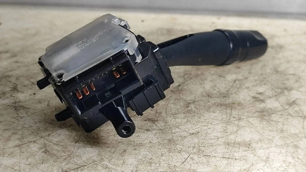 Indicator stalk – Hyundai Santa Fe (2006-2012)